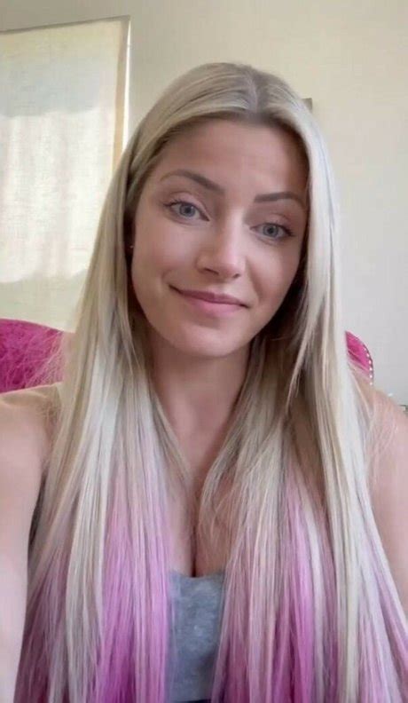 Alexa Bliss nude pictures, onlyfans leaks, playboy photos, sex。